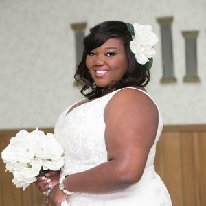 Meet your Posher, Nia